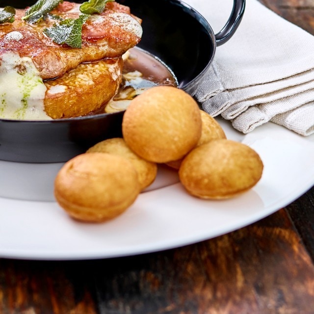 Liebevolle Beilagen und Saucen