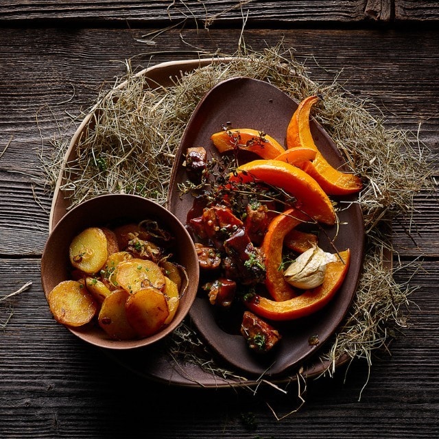 Geschnetzelte Schweinsleber mit Bäckerinkartoffeln und Ofenkürbis