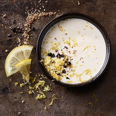 Bier-Zitronen-Mayonnaise passt zu Hühner-Drumsticks