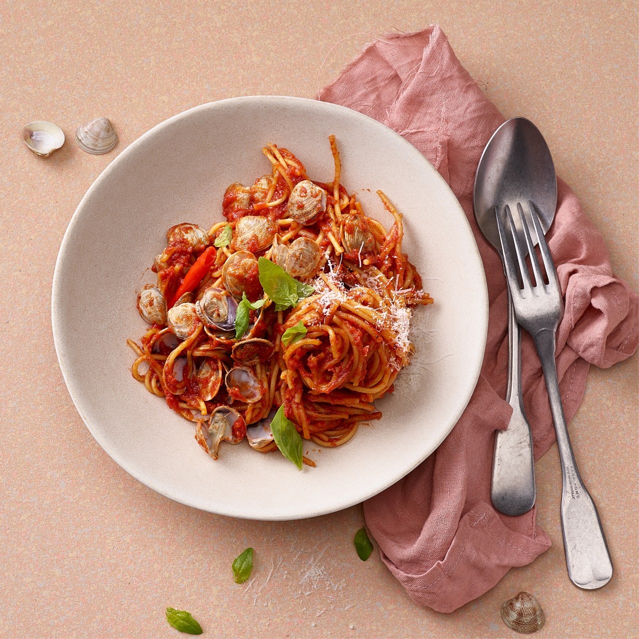 Tomaten-Spaghetti mit Vongole 