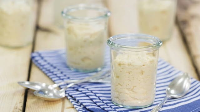 Wurst-Käse-Salat mit French Dressing