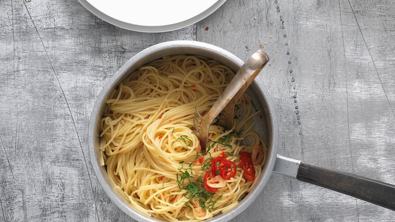 Spaghetti aglio olio peperoncini – Rezepte