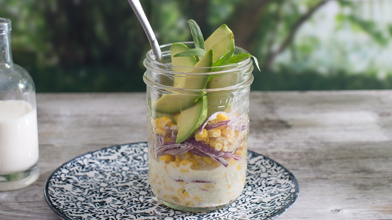 Mais-Salat mit Avocado und roten Zwiebel – Rezepte