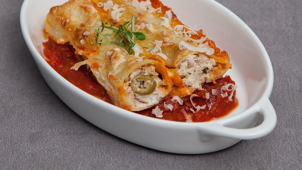 Cannelloni mit Tomate, Thunfisch, Frischkäse und Oliven – Rezepte