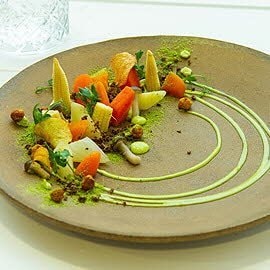 Eingelegtes Gemüse mit Petersilien-Hollandaise und Püree