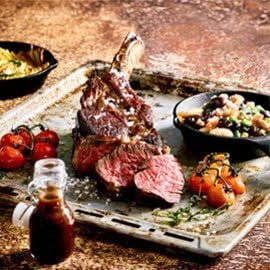 Cote de Boeuf mit Kartoffel, Bohnen - Bohnen Gemüse und Rotweinjus