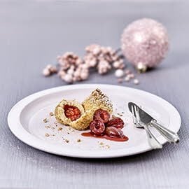 Zwetschkenknödel in Haselnusskrokant Brösel
