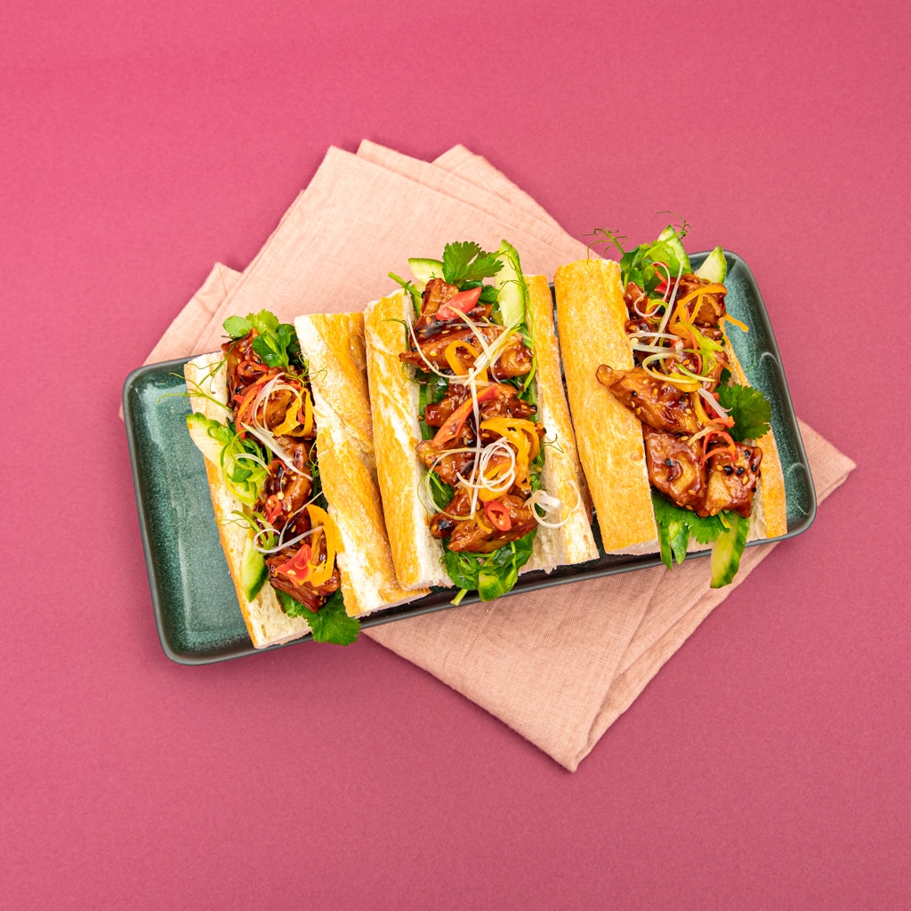 NoChicken Chunks BBQ Style - Banh-Mi Sandwich