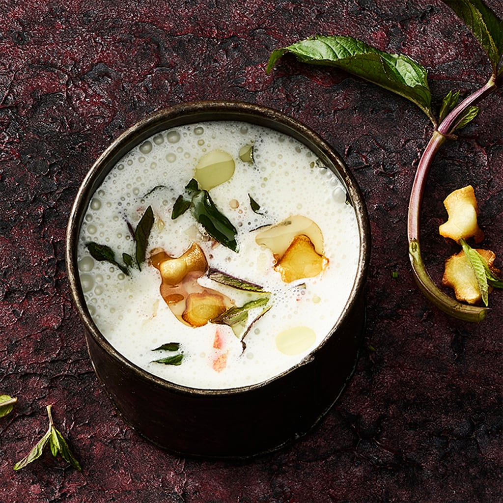 Pastinaken-Apfelcremesuppe mit Pfefferminze