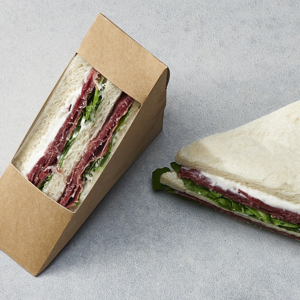 Dreiecksandwich mit Trockenfleisch