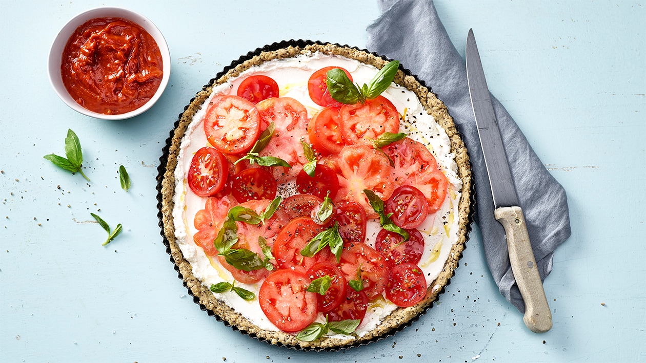 Tomaten Ricotta Haferteig Tarte mit fruchtiger Salsa