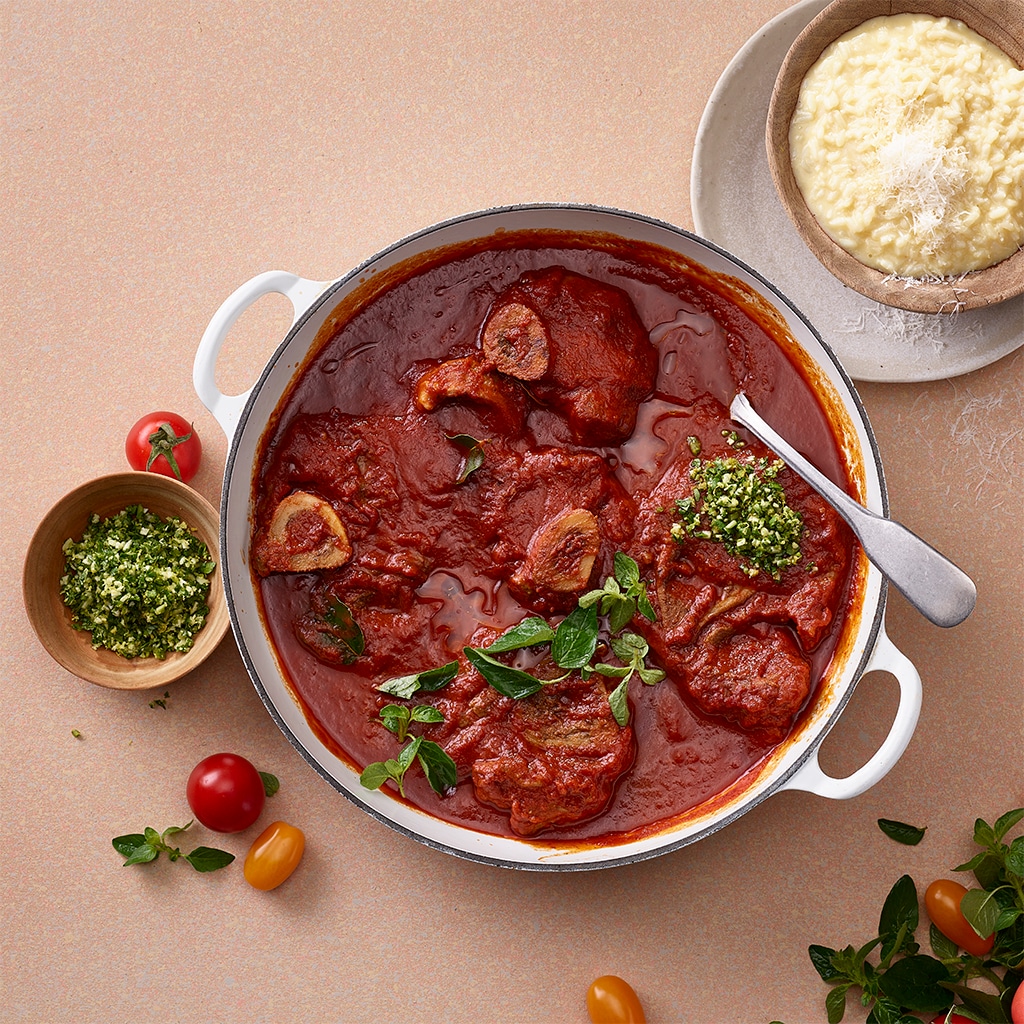 Ossobuco mit Tomatensauce und Risotto