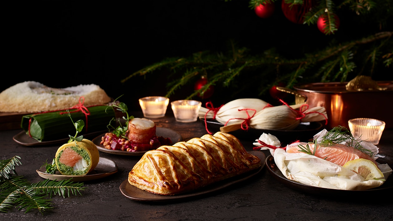 Lachs mit Zitrone und Kräutern in der Papierhülle – Rezepte