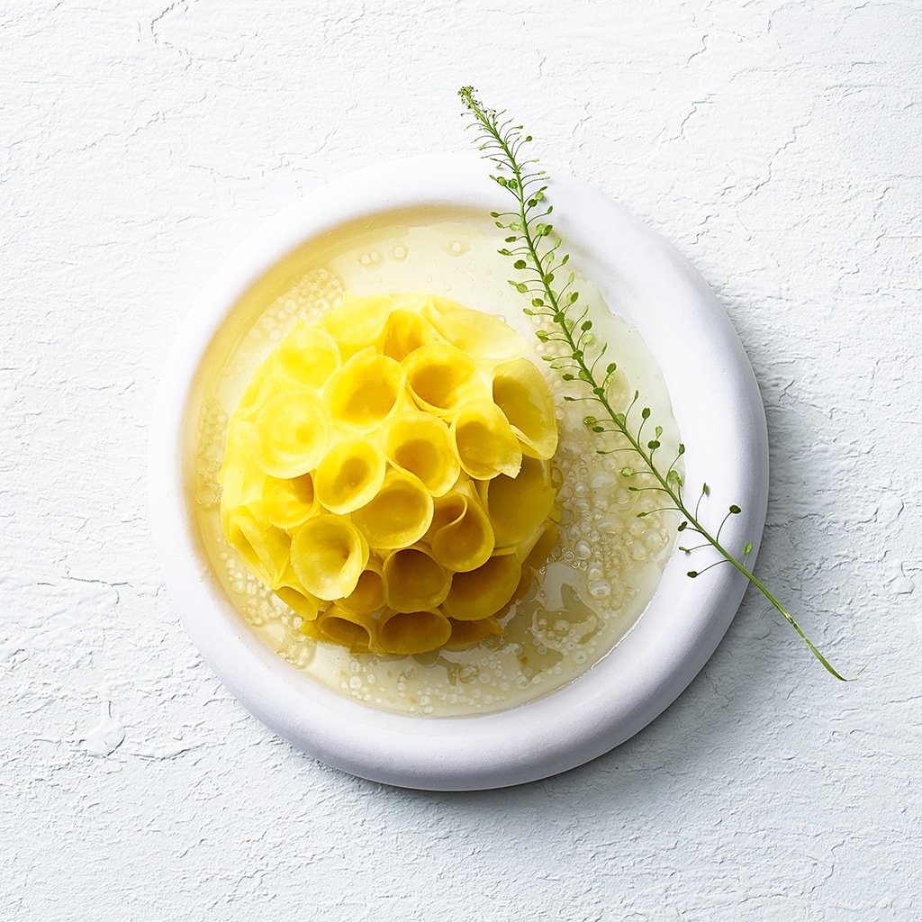 Forellenmousse mit marinierten gelben Rüben