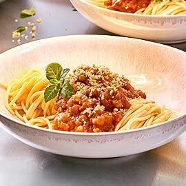 Spaghetti Bolognese mit Cashew „Parmesan”