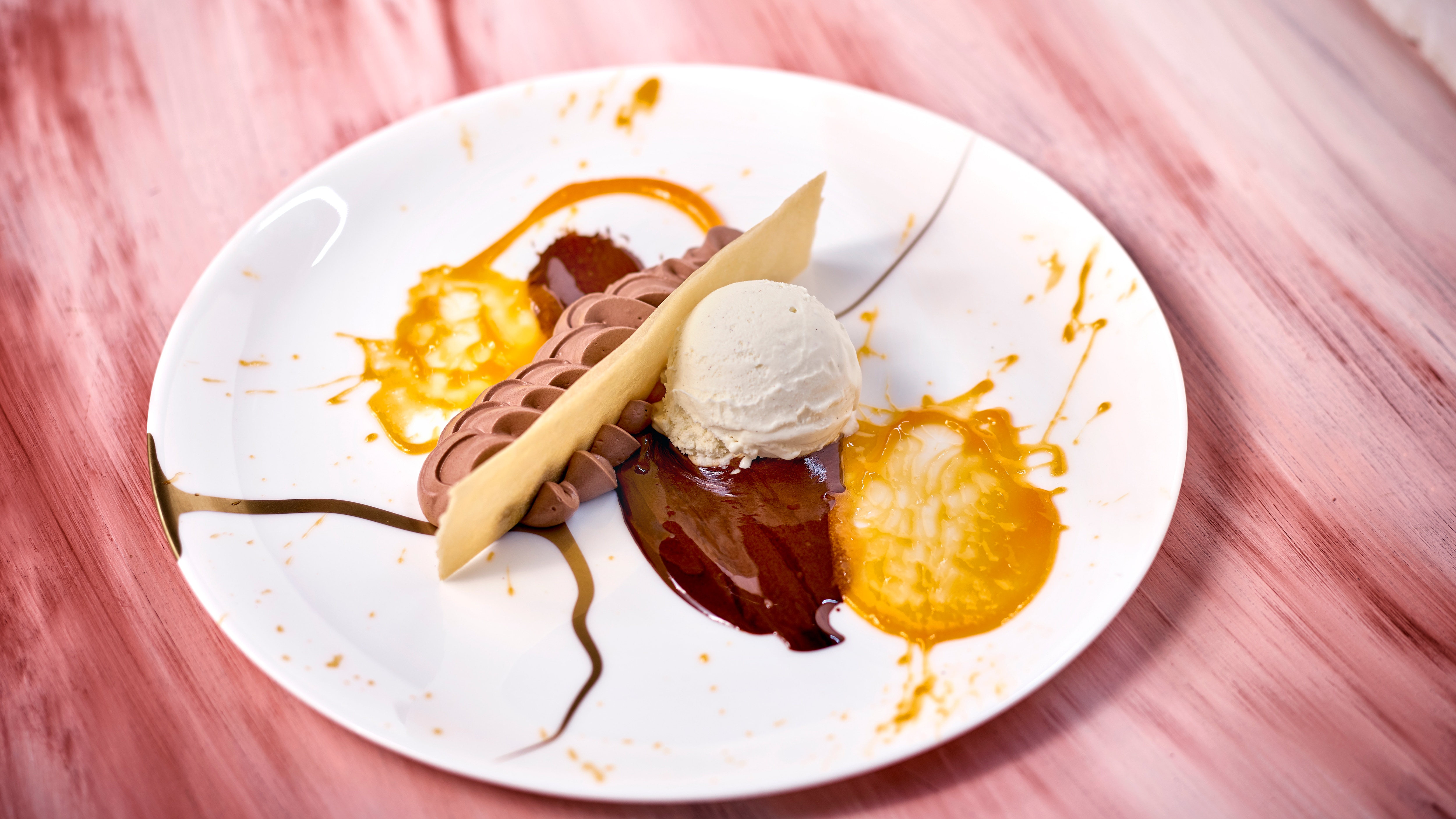 Espresso-Mousse// Lemon Curd // Rosmarin und Carte D’Or Vanille – Rezepte