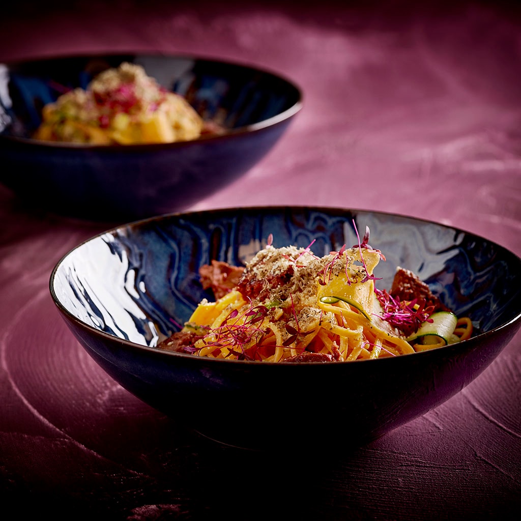 Hartweizengrieß, Pflanzen-Salsiccia, Kürbis-Tomatensalsa