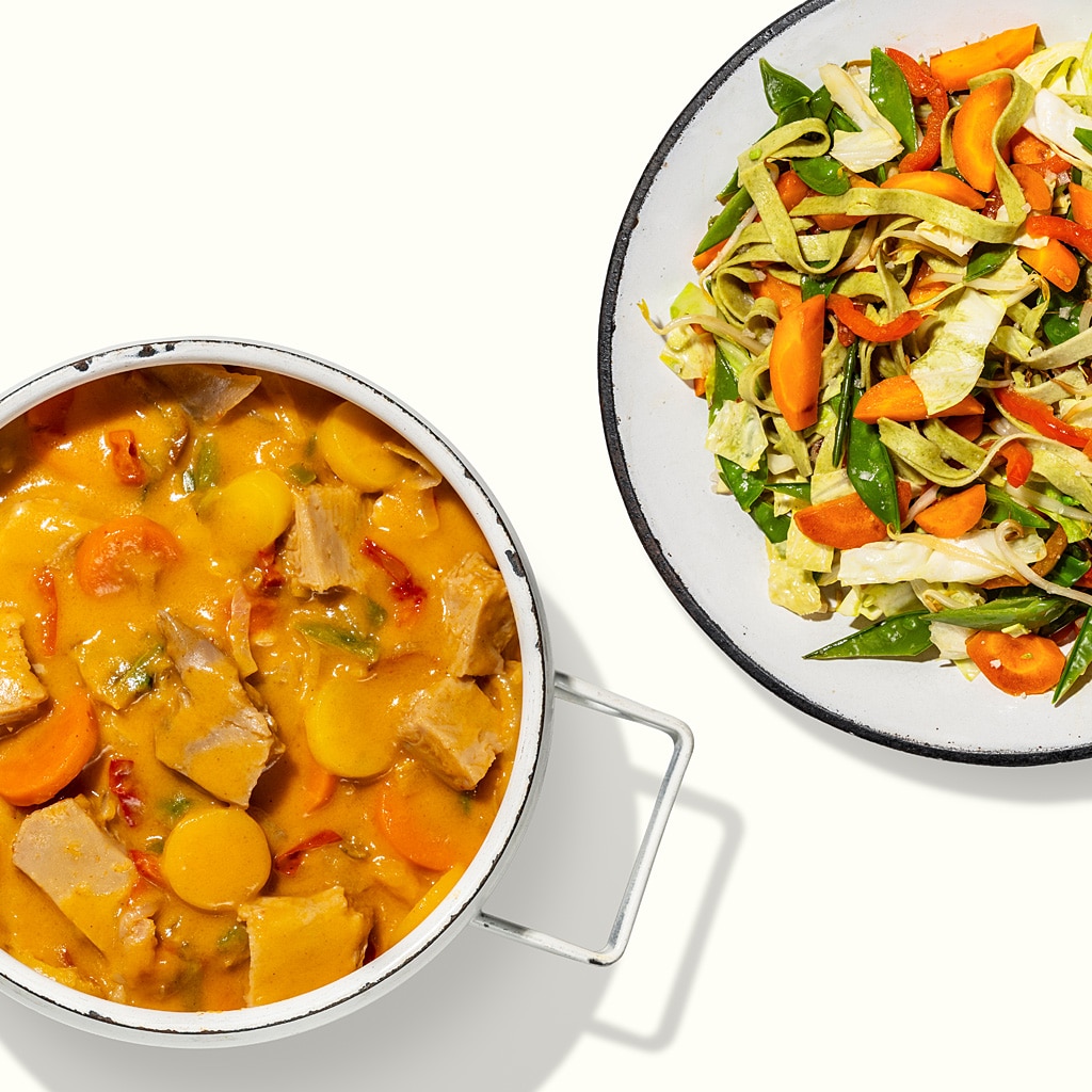 Crossover Curry-Asia-Gemüsepfanne mit grünen Bandnudeln