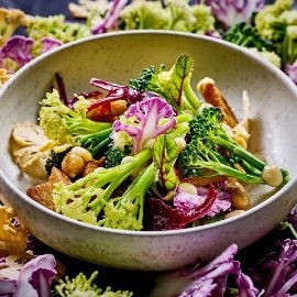 Karfiol-Brokkoli-Salat, NoChicken, Kichererbsencreme