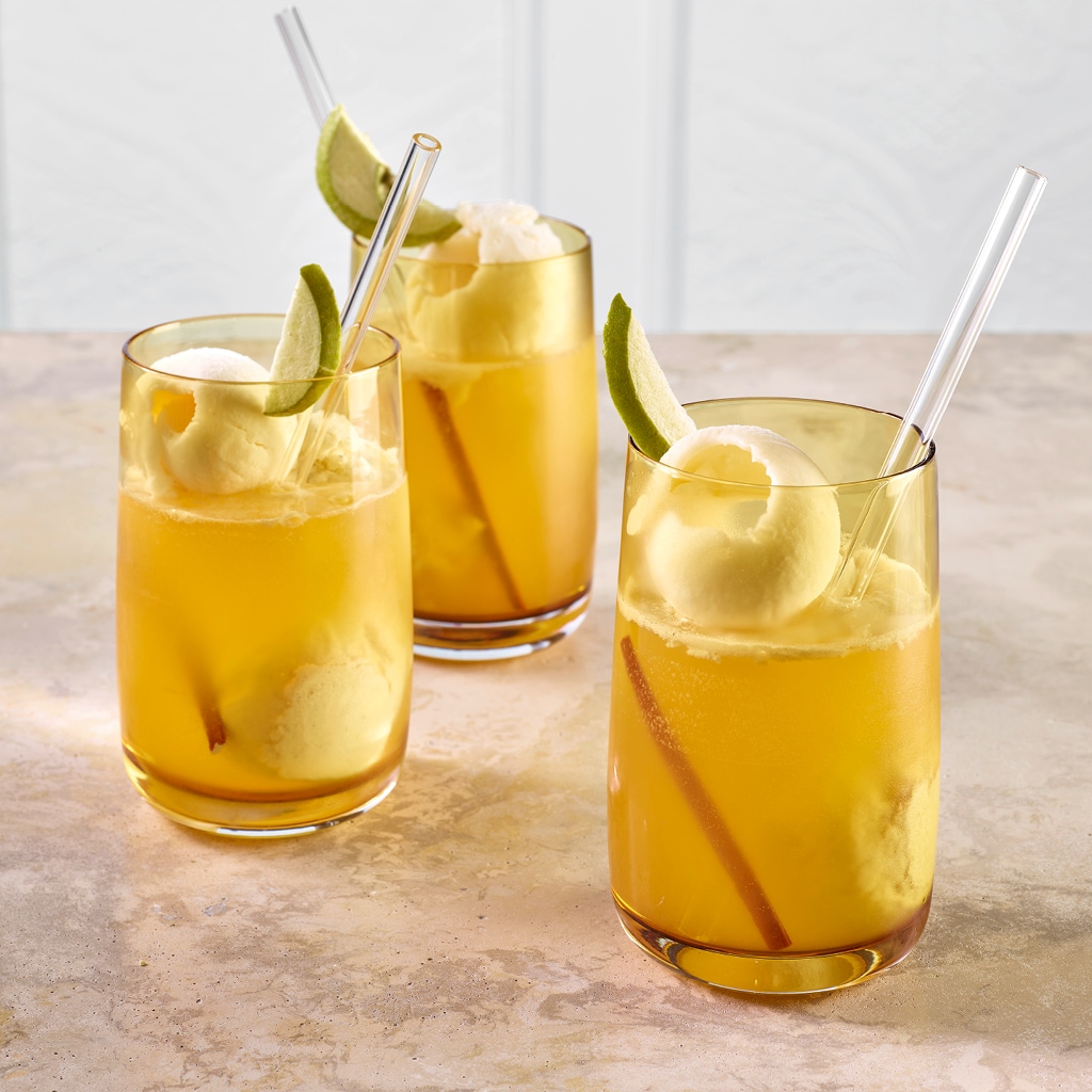 Weihnachtlicher Lillet-Bratapfel Aperitif