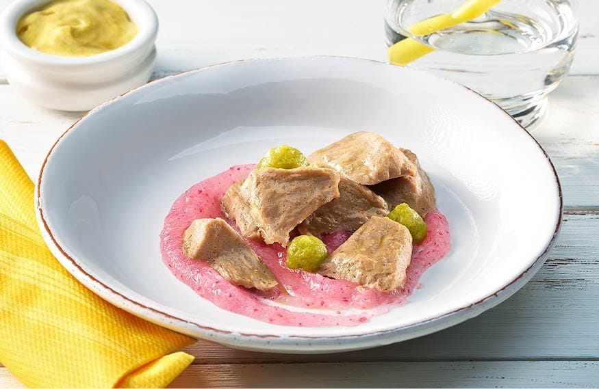 Tafelspitzsalat mit Radieschencreme in pürierter Form